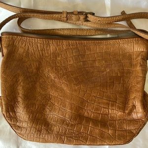 American Leather Co crossbody